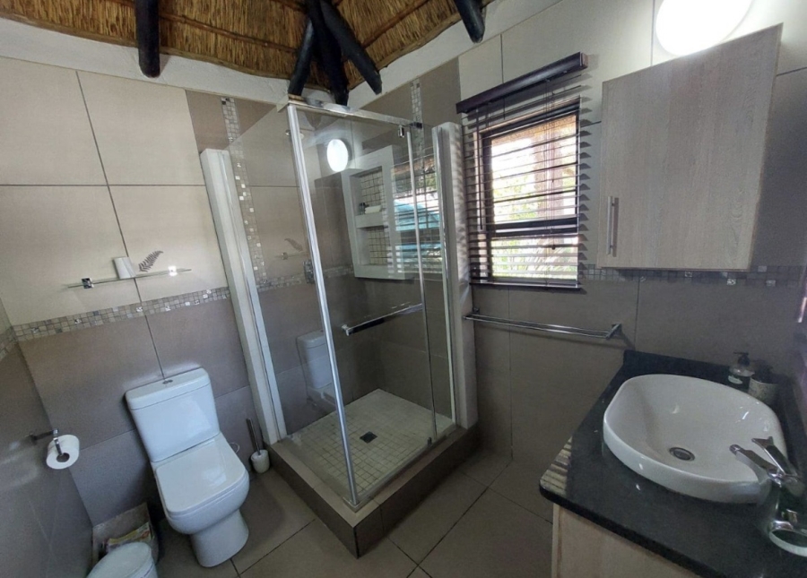 To Let 4 Bedroom Property for Rent in Flamwood North West